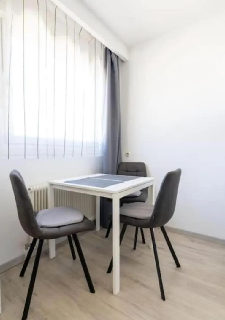 Charming Central Flat - Long-Term Vienna